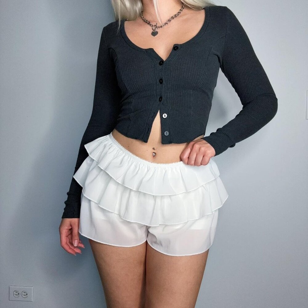 White Ruffle Bloomer Shorts - Picture 4 of 6
